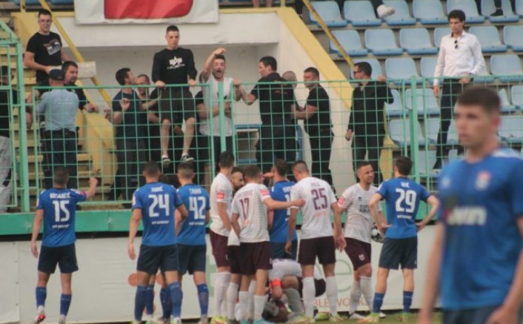 Dva igrača Sarajeva su pogođena na Pecari