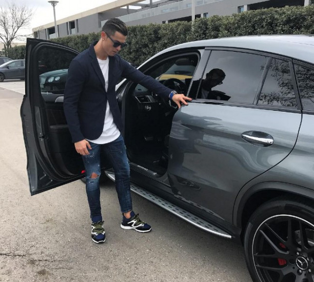 Ronaldo voli skupocjene automobile
